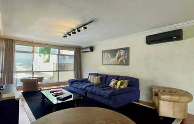 Imagem: O apartamento possui 4 Dormitórios, 3 Banheiros, 2 Vagas na