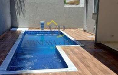 Imagem: A casa em condomínio possui 3 Dormitórios, 4 Banheiros, 2