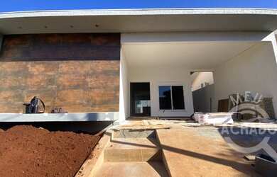 Imagem: A casa em condomínio possui 3 Dormitórios, 3 Banheiros, 4