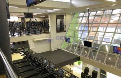 Imagem: O depósito possui 5 Vagas na garagem, 1.664m² de Área e