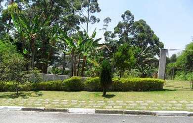 Imagem: O terreno possui 1683m² de Área e está localizado em Chácara