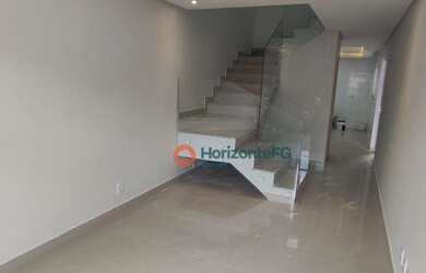 Imagem 3: Sobrado à venda por R$ 600.000 - Dos Estados - Guarapuava/PR