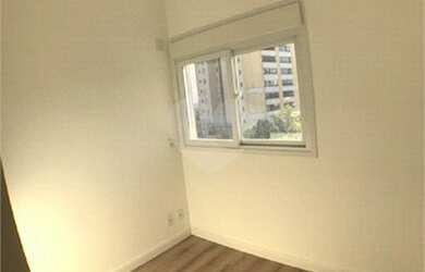 Imagem: O apartamento e possui 2 Dormitórios, 2 Banheiros, 1 Vaga na