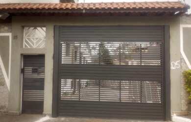 Imagem: A casa em condomínio possui 3 Dormitórios, 2 Banheiros, 4