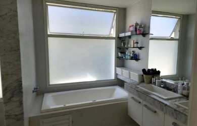 Imagem 14: Casa Alto Padrão no Condomínio Santa Mônica Jardins na Barra da Tijuca