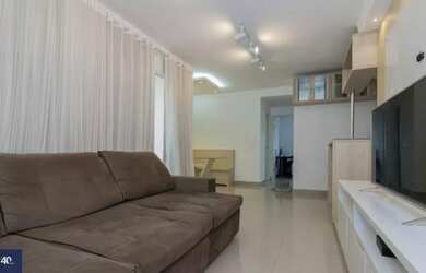 Imagem: O apartamento possui 2 Dormitórios, 2 Banheiros, 2 Vagas na