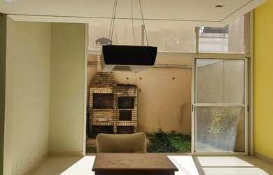 Imagem 5: Sobrado três suítes e tres vagas ,seminovo na Vila Mariana