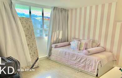 Imagem 11: Assista ao video - Ótima cobertura à venda no Village com 350 m²