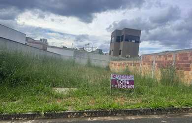 Imagem: O terreno possui 270m² de Área e está localizado em Ocidental