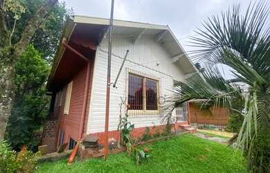 Imagem: A casa possui 4 Dormitórios, 1 Banheiro e 150m² de Área e