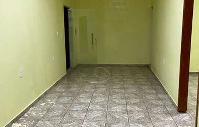 Imagem: O apartamento possui 2 Dormitórios, 1 Banheiro e está localizado