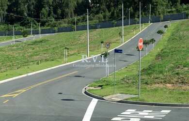 Imagem 1: Lindo sobrado de Alto Padrão em Condomínio fechado em Atibaia-SP