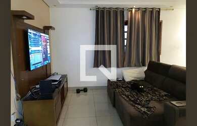 Imagem: A casa possui 2 Dormitórios, 4 Banheiros, 5 Vagas na garagem