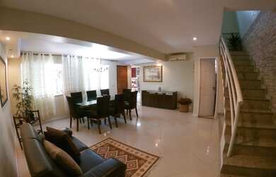 Imagem: A casa em condomínio possui 4 Dormitórios, 4 Banheiros, 1