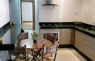 Imagem: O apartamento possui 2 Dormitórios, 2 Banheiros, 1 Vaga na