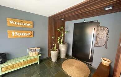 Imagem: A casa em condomínio possui 5 Dormitórios, 5 Banheiros, 2