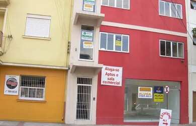 Imagem: O apartamento possui 2 Dormitórios, 1 Banheiro, 50m² de Área