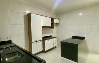 Imagem 6: Alto Padrão. Piscina, 4 Vagas na garageme3 Dormitórios