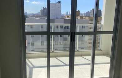 Imagem: O apartamento possui 3 Dormitórios, 2 Banheiros, 2 Vagas na