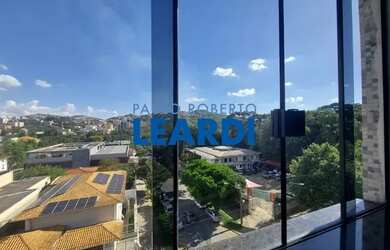 Imagem: O apartamento possui 3 Dormitórios, 2 Banheiros, 71m² de Área