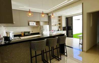 Imagem 2: Casa residencial em condomínio disponível para locação no bairro Grand...