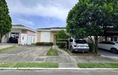 Imagem: A casa em condomínio possui 4 Dormitórios, 3 Banheiros, 3