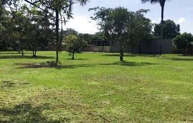 Imagem: A chácara possui 10.000m² de Área e está localizado em