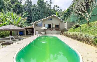 Imagem: Casa com 3 dormitórios à venda, 2230 m² por R$ 3.200.000,00