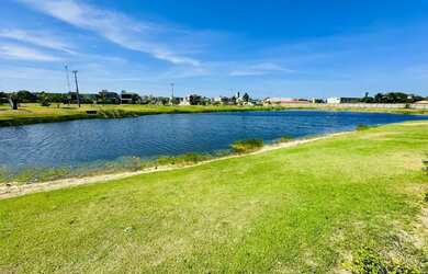 Imagem 12: Terreno à venda no Condomínio Vista Lagoa de Alto Padrão e bem arborizado