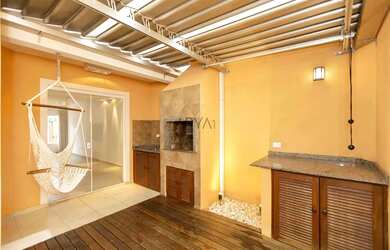 Imagem: A casa em condomínio possui 4 Dormitórios, 4 Banheiros, 2