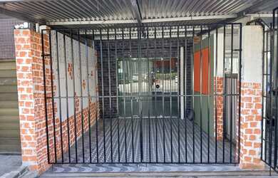 Imagem: A casa possui 1 Dormitório, 1 Banheiro, 12m² de Área e está