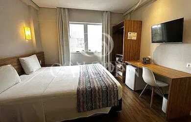 Imagem: O apartamento possui 1 Dormitório, 1 Banheiro, 1 Vaga na garagem