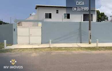 Imagem: A casa possui 3 Dormitórios, 3 Banheiros, 1 Vaga na garagem