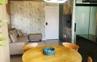 Imagem: O apartamento possui 2 Dormitórios, 1 Banheiro, 2 Vagas na