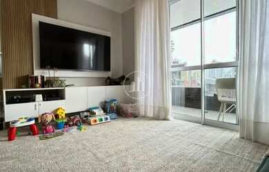 Imagem: O apartamento possui 2 Dormitórios, 1 Banheiro, 2 Vagas na