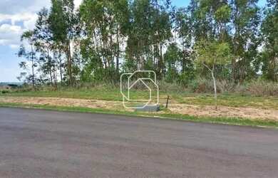 Imagem: O terreno possui 2.040m² de Área e está localizado em Itu