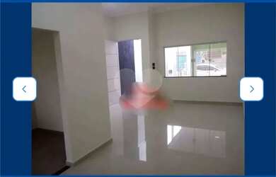 Imagem: A casa possui 2 Dormitórios, 1 Banheiro, 2 Vagas na garagem