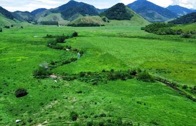 Imagem: A fazenda possui 14520000m² de Área e está localizado em