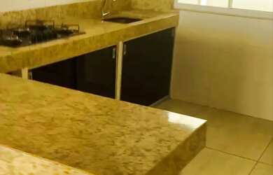 Imagem: A casa possui 2 Dormitórios, 2 Banheiros, 90m² de Área e