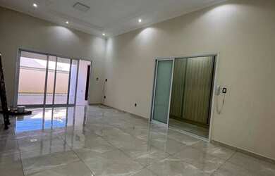 Imagem: A casa em condomínio possui 3 Dormitórios, 4 Banheiros, 4