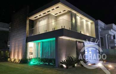 Imagem: A casa em condomínio possui 4 Dormitórios, 5 Banheiros, 2