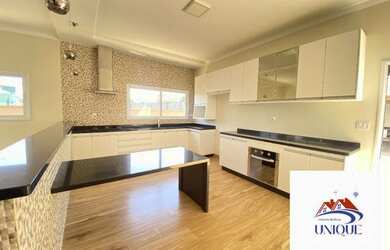 Imagem: Lindíssima casa com 3 suítes em condomínio de Boituva à