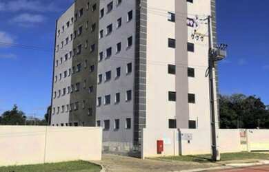 Imagem: O apartamento possui 3 Dormitórios, 1 Banheiro, 1 Vaga na garagem