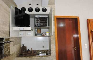 Imagem 15: Casa alto padrão no Residencial Santa Lúcia