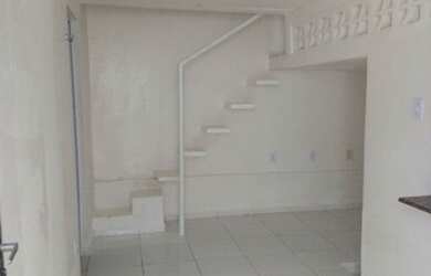 Imagem: A kitnet possui 1 Dormitório, 1 Banheiro e está localizado