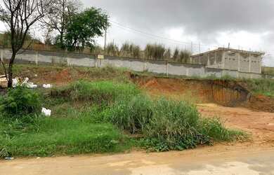 Imagem: O terreno está localizado em Campo Grande, Rio de Janeiro à