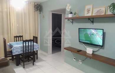 Imagem: O apartamento possui 2 Dormitórios, 1 Banheiro, 1 Vaga na garagem