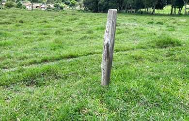 Imagem: O terreno possui 600m² de Área e está localizado em Centro