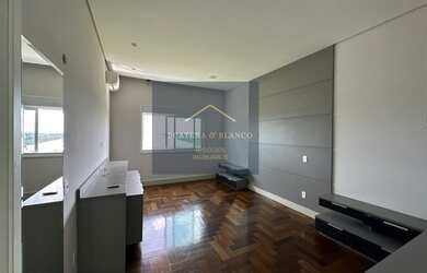 Imagem: A casa em condomínio possui 4 Dormitórios, 5 Banheiros, 5