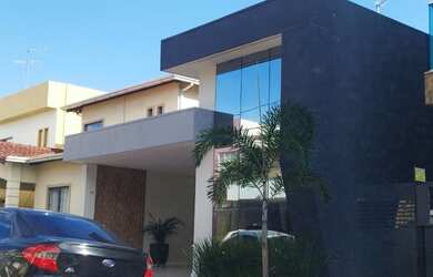 Imagem: A casa em condomínio possui 3 Dormitórios, 3 Banheiros, 2